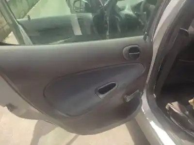 Veículo de Sucata peugeot 206 fastback (2a/c) 1.4 hdi eco 70 do ano 2004 alimentado 8hx