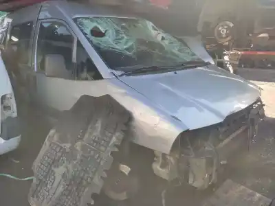 Véhicule à la ferraille PEUGEOT EXPERT (224_)  de l'année 2004 alimenté RHZ