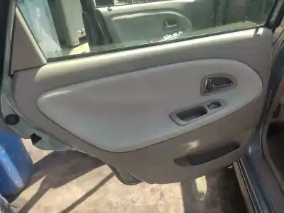 Здавання транспортного засобу volvo v40 ranchera familiar (645) 1.6 року 2001 потужний b416482
