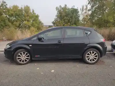 Veículo de Sucata seat leon (1p1) 1.6 tdi do ano 2012 alimentado cayc