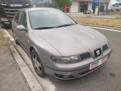 Scrapping Vehicle seat leon (1m1) 1.9 tdi of the year 2003 powered asv