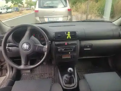 Scrapping Vehicle seat leon (1m1) 1.9 tdi of the year 2003 powered asv