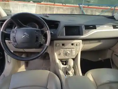 Veículo de Sucata citroen c5 iii (rd_) 2.2 hdi 200 do ano 2010 alimentado 4hl