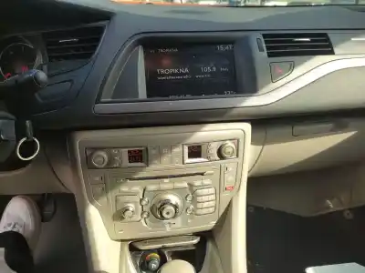 Veículo de Sucata citroen c5 iii (rd_) 2.2 hdi 200 do ano 2010 alimentado 4hl