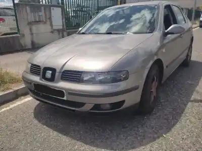 Здавання транспортного засобу seat leon (1m1) 1.6 16 v року 2004 потужний bcb