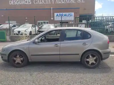 Здавання транспортного засобу seat leon (1m1) 1.6 16 v року 2004 потужний bcb