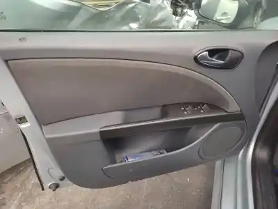 Veículo de Sucata seat leon (1p1) 2.0 tdi do ano 2006 alimentado bkd