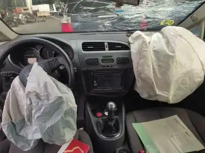 Veículo de Sucata seat leon (1p1) 2.0 tdi do ano 2006 alimentado bkd