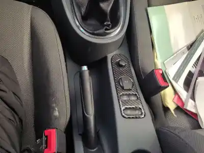 Veículo de Sucata seat leon (1p1) 2.0 tdi do ano 2006 alimentado bkd