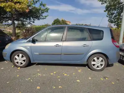 Veículo de Sucata renault scénic ii (jm0/1_) 1.9 dci (jm0g, jm12, jm1g, jm2c) do ano 2005 alimentado f9q812