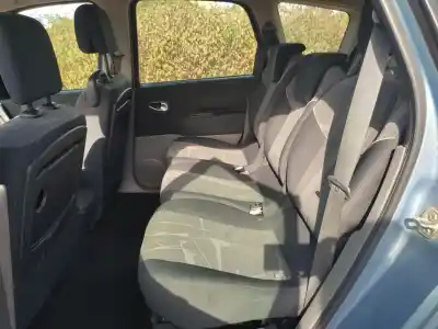 Veículo de Sucata renault scénic ii (jm0/1_) 1.9 dci (jm0g, jm12, jm1g, jm2c) do ano 2005 alimentado f9q812