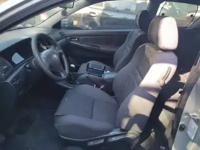 Veículo de Sucata toyota corolla (_e12_) 2.0 d-4d (cde120r_, cde120l_) do ano 2003 alimentado 1cdftv