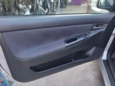 Veículo de Sucata toyota corolla (_e12_) 2.0 d-4d (cde120r_, cde120l_) do ano 2003 alimentado 1cdftv