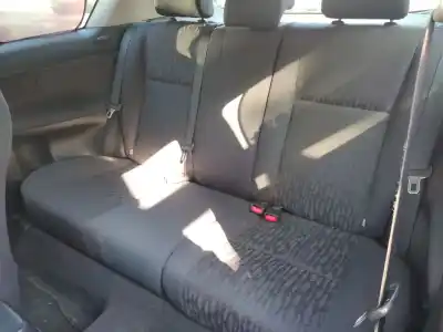 Veículo de Sucata toyota corolla (_e12_) 2.0 d-4d (cde120r_, cde120l_) do ano 2003 alimentado 1cdftv