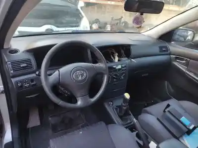 Veículo de Sucata toyota corolla (_e12_) 2.0 d-4d (cde120r_, cde120l_) do ano 2003 alimentado 1cdftv