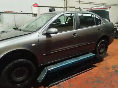 Scrapping Vehicle seat toledo ii (1m2) 1.9 tdi of the year 2004 powered asz