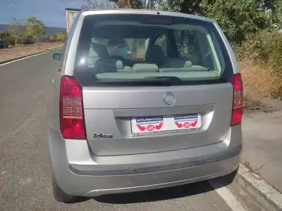 Veículo de Sucata fiat idea (350_) 1.4 16v do ano 2004 alimentado 843a1000