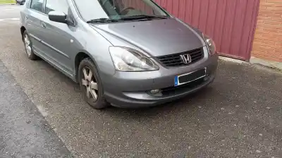 Véhicule à la ferraille HONDA CIVIC VII SEDÁN (ES, ET)  de l'année 2004 alimenté D16W7