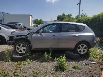 Véhicule à la ferraille mazda 3 berlina (bk) 1.6 cd diesel cat de l'année 2005 alimenté y6