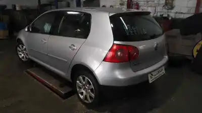 Veículo de Sucata volkswagen golf v berlina (1k1) highline do ano 2005 alimentado bkc