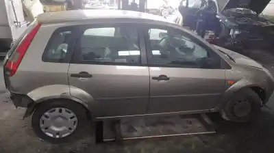 Sloopvoertuig ford fiesta (cbk) 1.3 cat van het jaar 2002 aangedreven a9jb