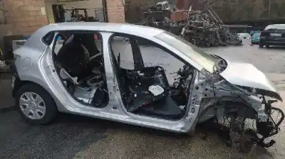 Veículo de Sucata renault clio iv 1.5 dci diesel fap do ano 2015 alimentado k9k c6