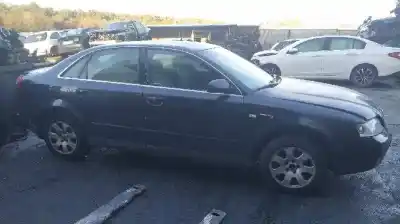 Veículo de Sucata audi a4 berlina (8e) 1.9 tdi (96kw) do ano 2001 alimentado awx