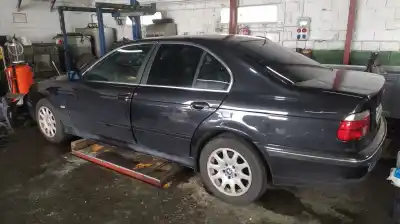 Veículo de Sucata BMW 5 (E39) 530 D do ano 2004 alimentado 306D1(M57D30)