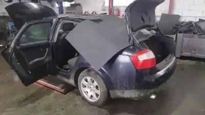 Veículo de Sucata audi a4 berlina (8e) 1.8 t sport edition do ano 2001 alimentado avj
