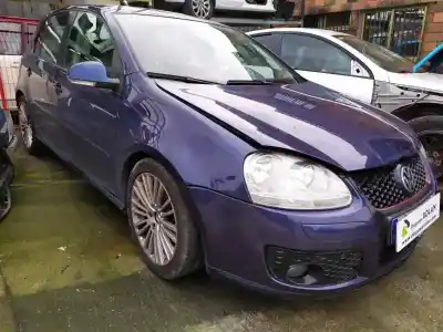 Veículo de Sucata volkswagen golf v berlina (1k1) trendline do ano 2005 alimentado bkc