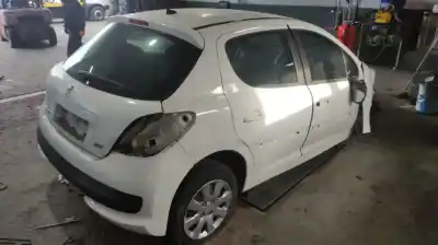 Sloopvoertuig peugeot 207 confort van het jaar 2008 aangedreven 9hx o 9h02
