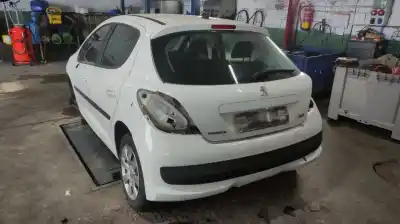 Sloopvoertuig peugeot 207 confort van het jaar 2008 aangedreven 9hx o 9h02