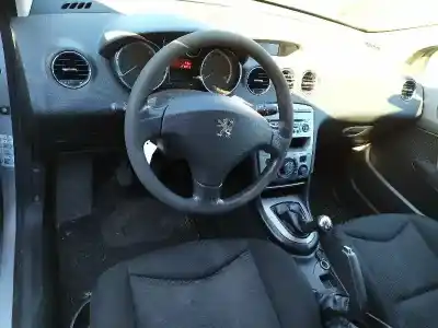 Veículo de Sucata peugeot 308 1.6 16v hdi do ano 2009 alimentado 9hx