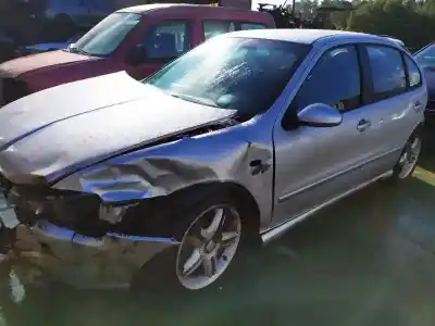 Veículo de Sucata seat leon (1m1) sport do ano 2004 alimentado arl