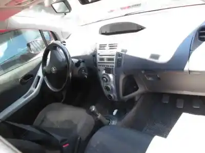 Здавання транспортного засобу toyota yaris (ksp9/scp9/nlp9) básico року 2008 потужний 1nd