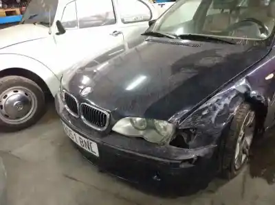 Scrapping Vehicle bmw serie 3 touring (e46) 320i of the year 2001 powered m54226s1