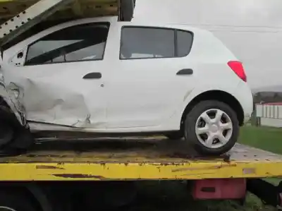 Veículo de Sucata dacia sandero ambiance do ano 2014 alimentado k9k c6