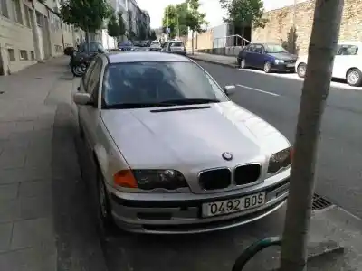 Veículo de Sucata BMW 3 (E46) 320 D do ano 2001 alimentado 204D1