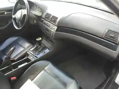 Scrapping Vehicle bmw 3 (e46) 320 d of the year 2001 powered 204d1