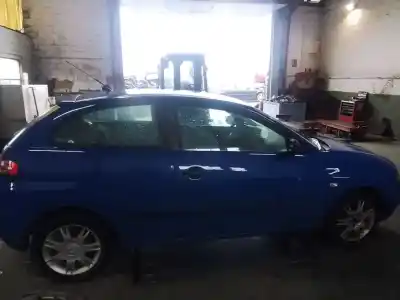 Veículo de Sucata seat ibiza (6l1) stella do ano 2005 alimentado asy