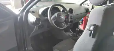 Veículo de Sucata seat ibiza (6l1) 1.9 tdi do ano 2007 alimentado axr