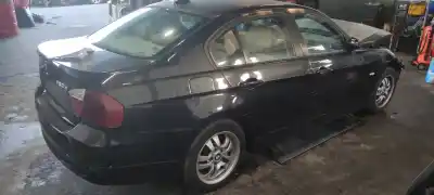 Sloopvoertuig bmw 3 (e90) 320 d van het jaar 2007 aangedreven 204d4