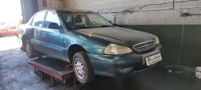 Verschrottungsfahrzeug KIA CLARUS 1.8 CAT des Jahres 2000 angetrieben T8