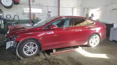 Vehicul casat FORD MONDEO LIM. 2.0 TDCi CAT al anului 2015 alimentat T7CN