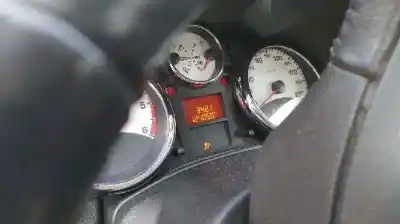 Sloopvoertuig peugeot 207 xs van het jaar 2007 aangedreven 9hz