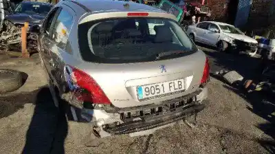 Sloopvoertuig peugeot 207 xs van het jaar 2007 aangedreven 9hz