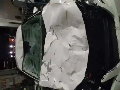 Veículo de Sucata seat leon (5f1) 1.6 tdi do ano 2014 alimentado clh