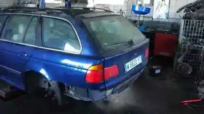 Здавання транспортного засобу BMW 5 TOURING (E39) 523 I року 1999 потужний 256S4G
