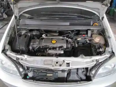 Sloopvoertuig opel zafira a comfort van het jaar 2004 aangedreven y20dth