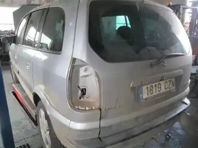 Sloopvoertuig opel zafira a comfort van het jaar 2004 aangedreven y20dth